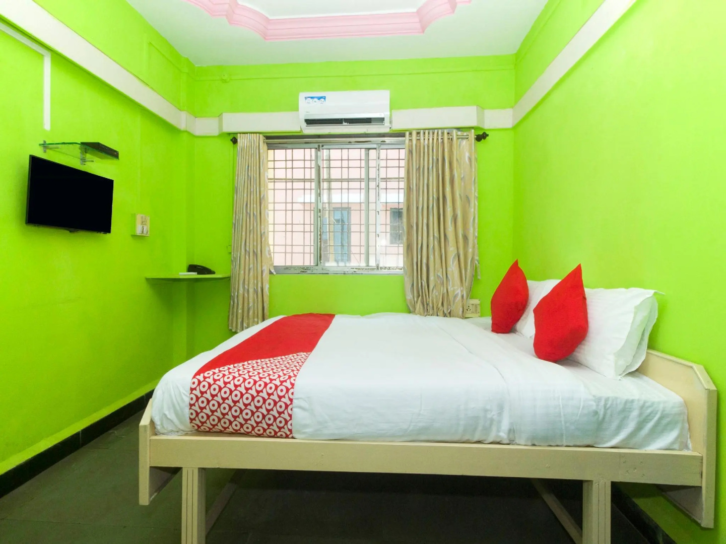 OYO 22072 Muktai Nest