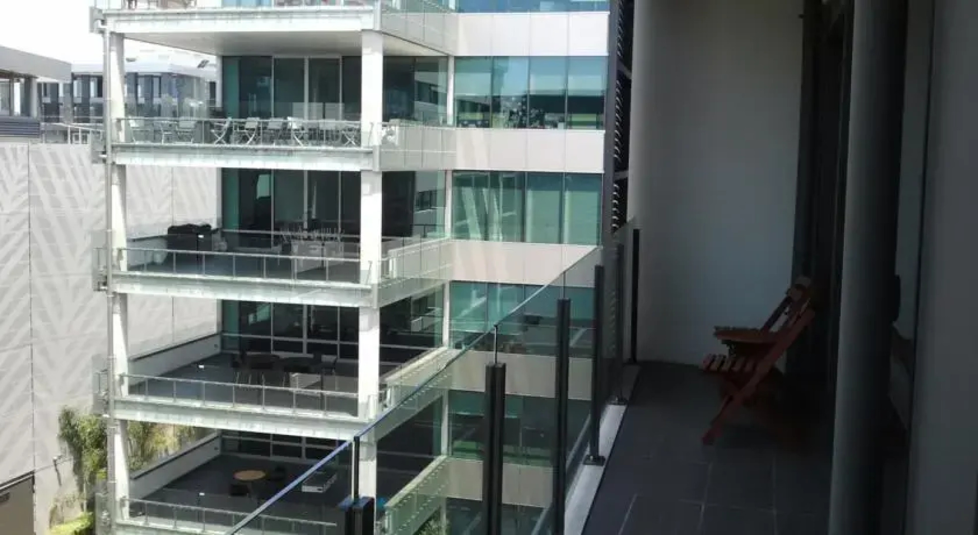 High Class Auckland City Apartment