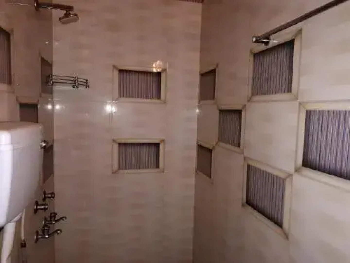 Yogi Ashram Guest House