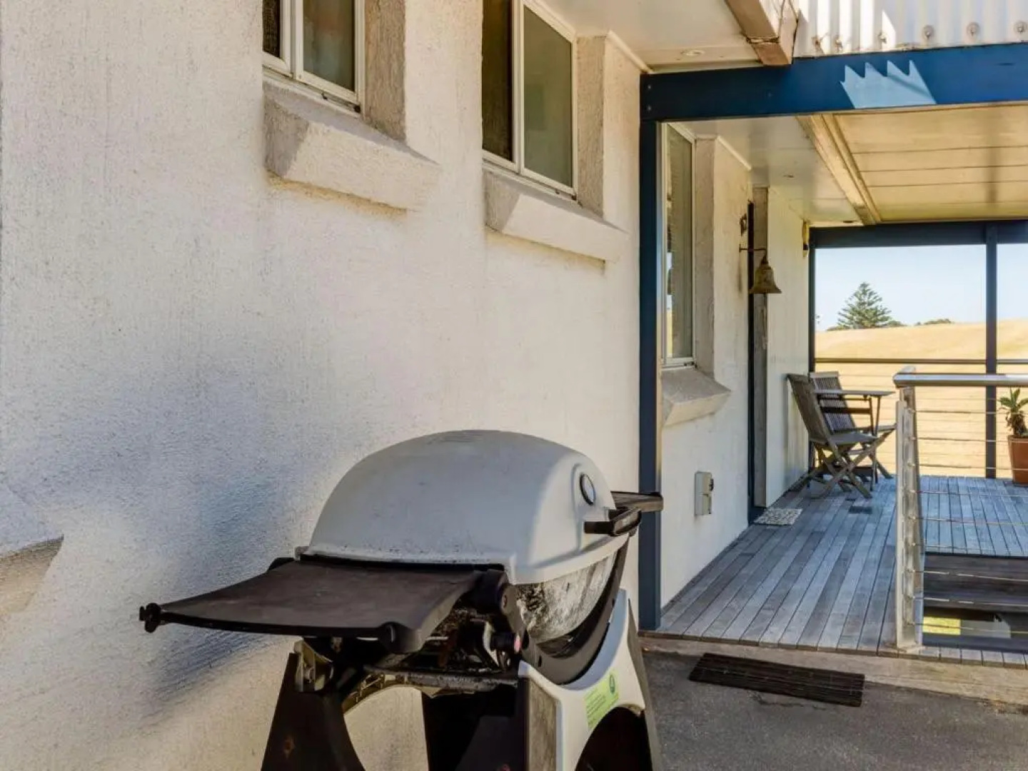 PENZANCE Gerroa Beachfront to Shelley Beach and 4pm check out Sundays