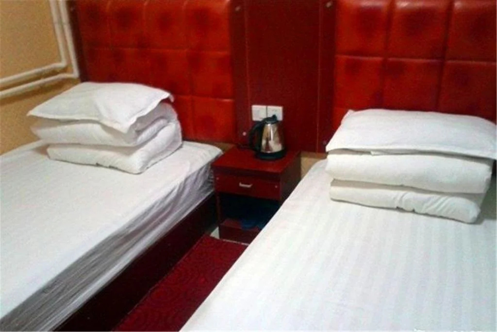 Guyuan Mingzhu Business Hotel