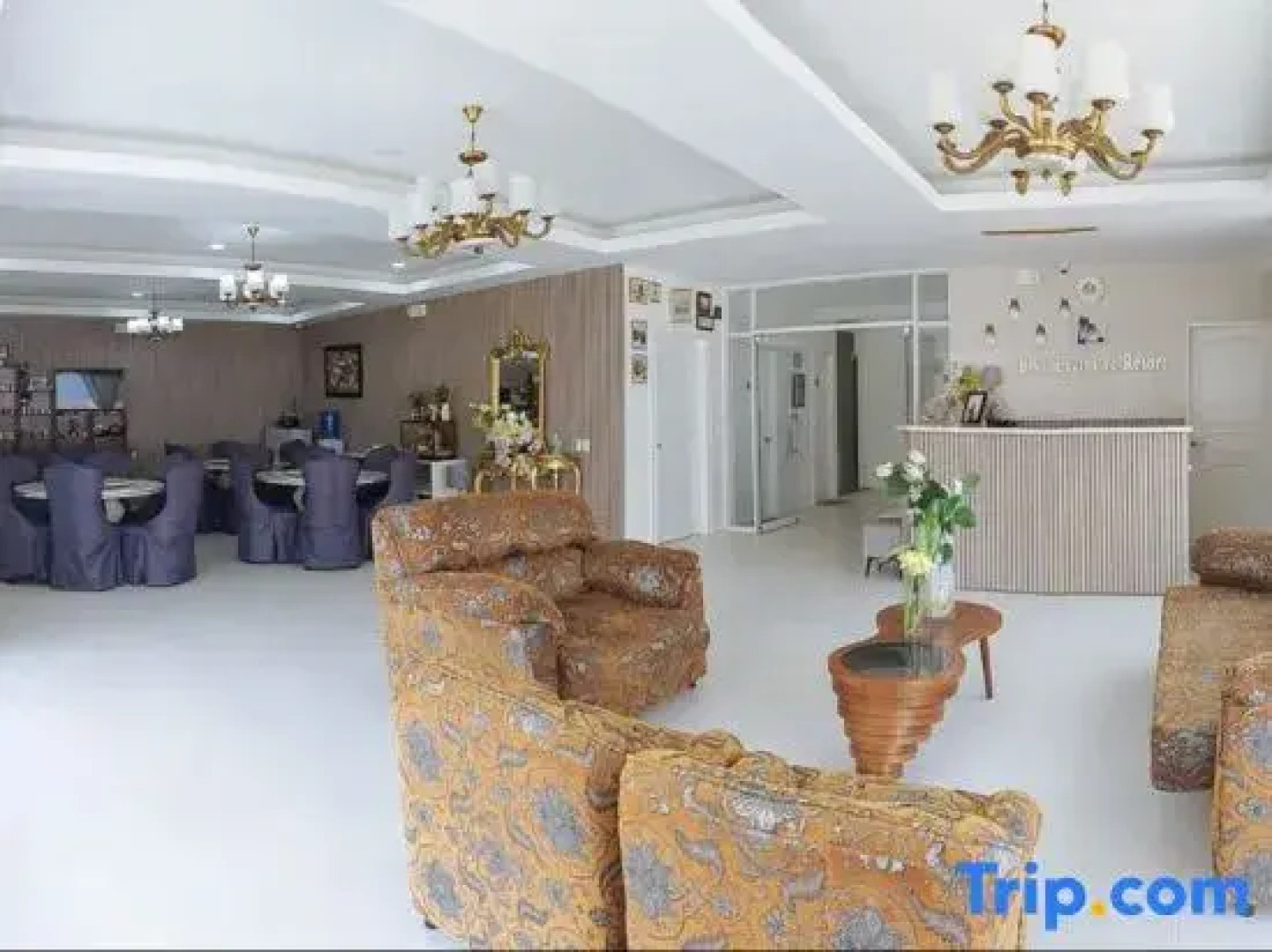 RedDoorz @ PWL Exclusive Resort Cebu