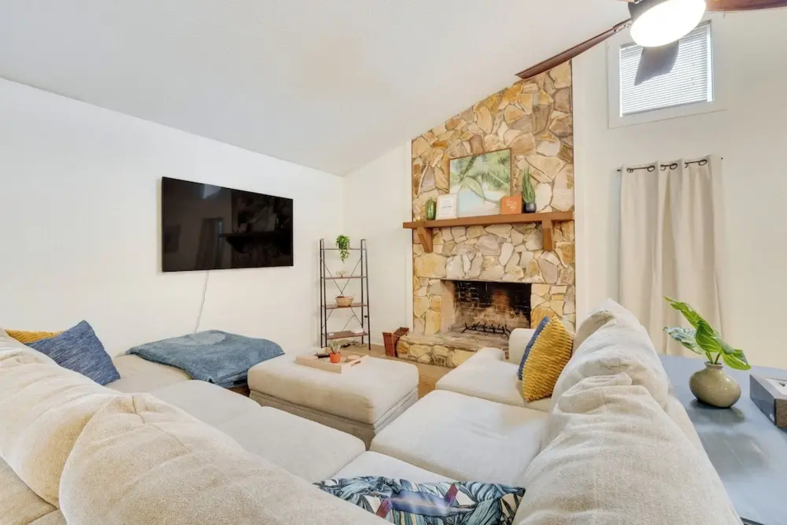 Winter Haven Retreat w/ Private Pool!