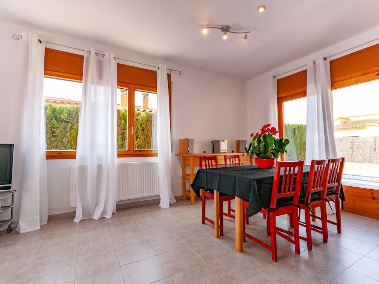 Luxurious Apartment in St Pere Pescador With Private Pool