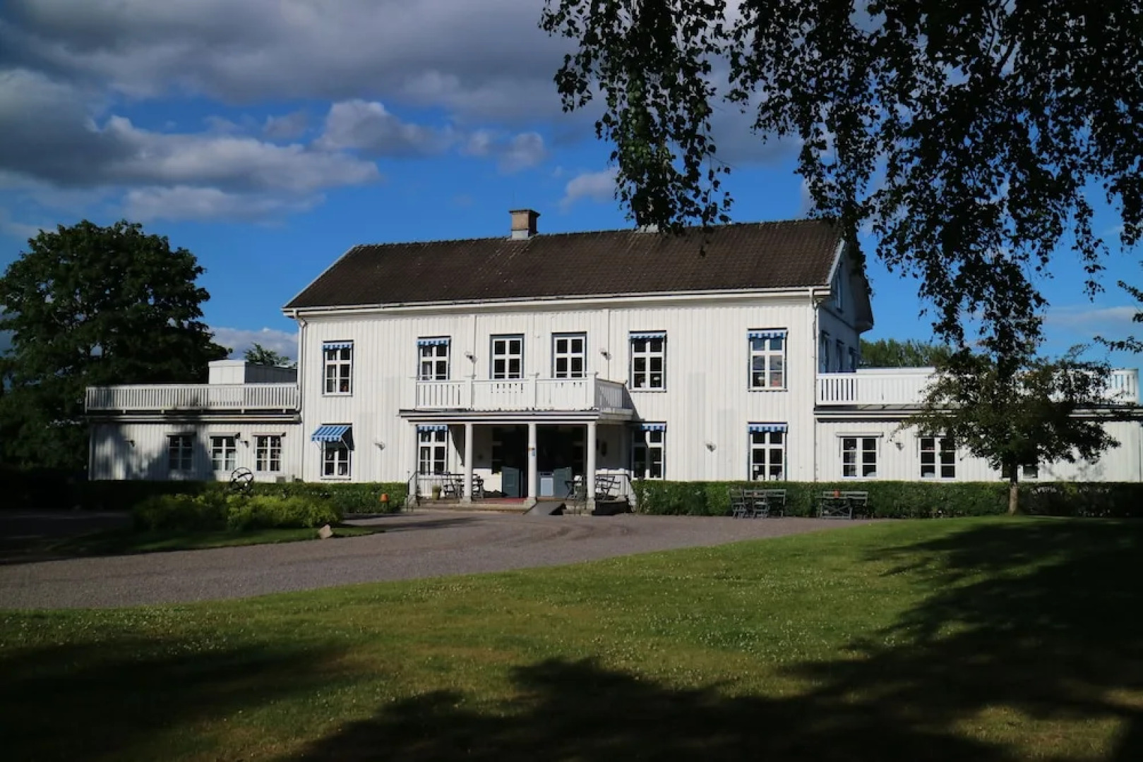 Länsmansgården