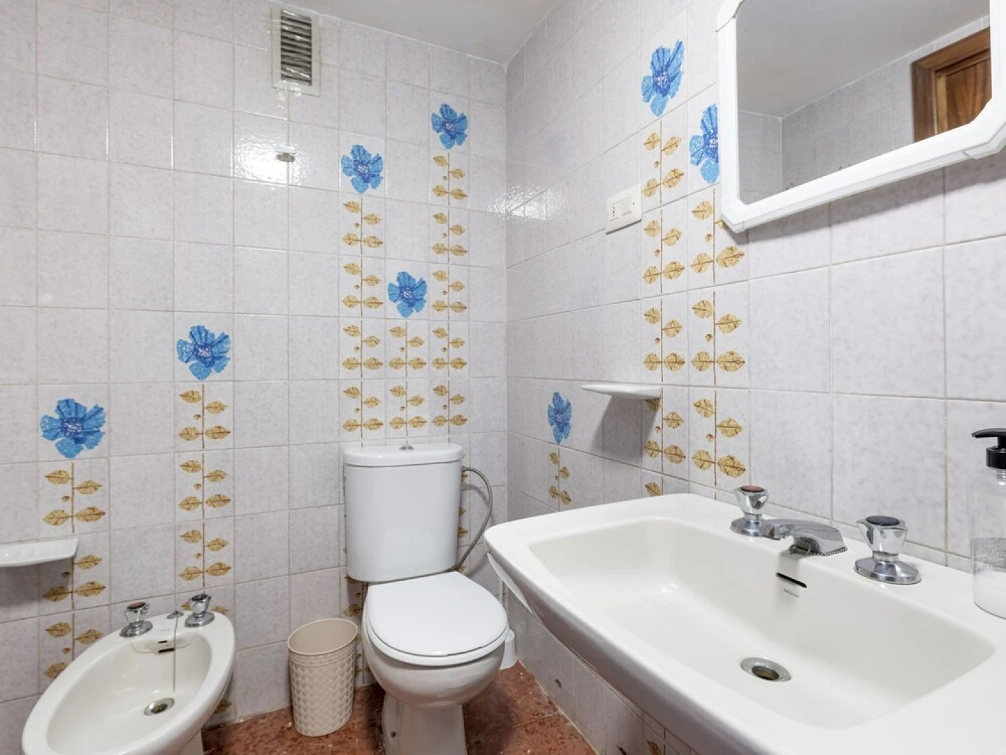 Simplistic Holiday Home in Huelva With Balcony