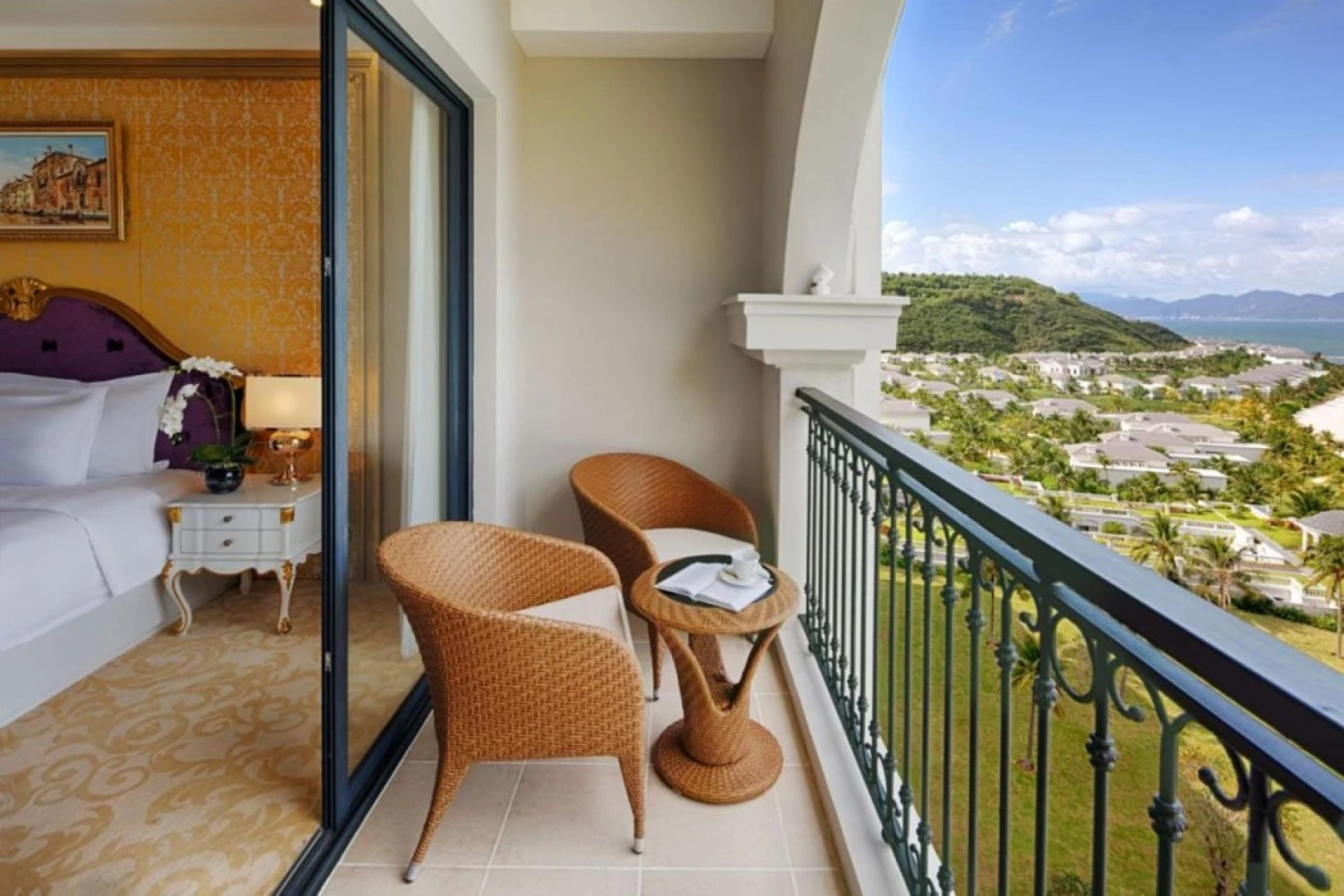 Nha Trang Marriott Resort & Spa, Hon Tre Island