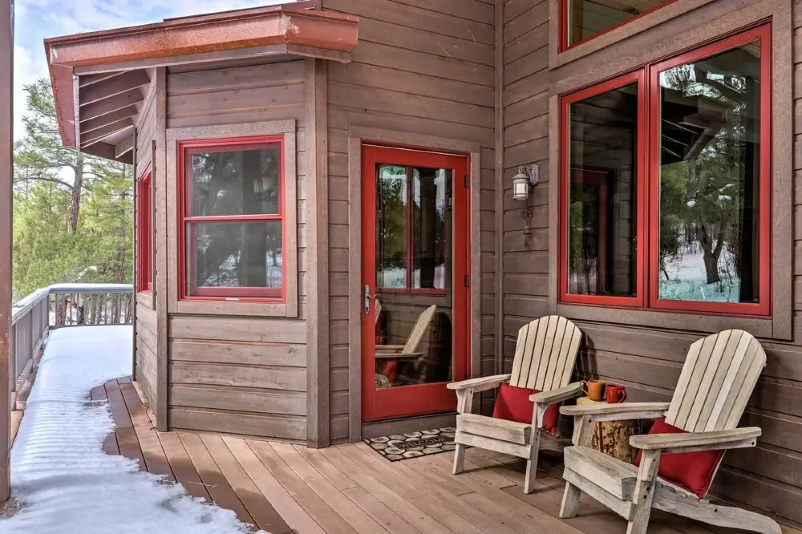 Furnished Deck + Fire Pit: Show Low Hideaway!