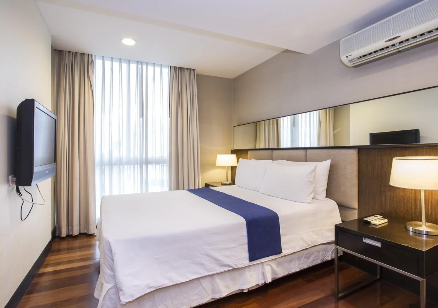 The Narathiwas Hotel & Residence Bangkok