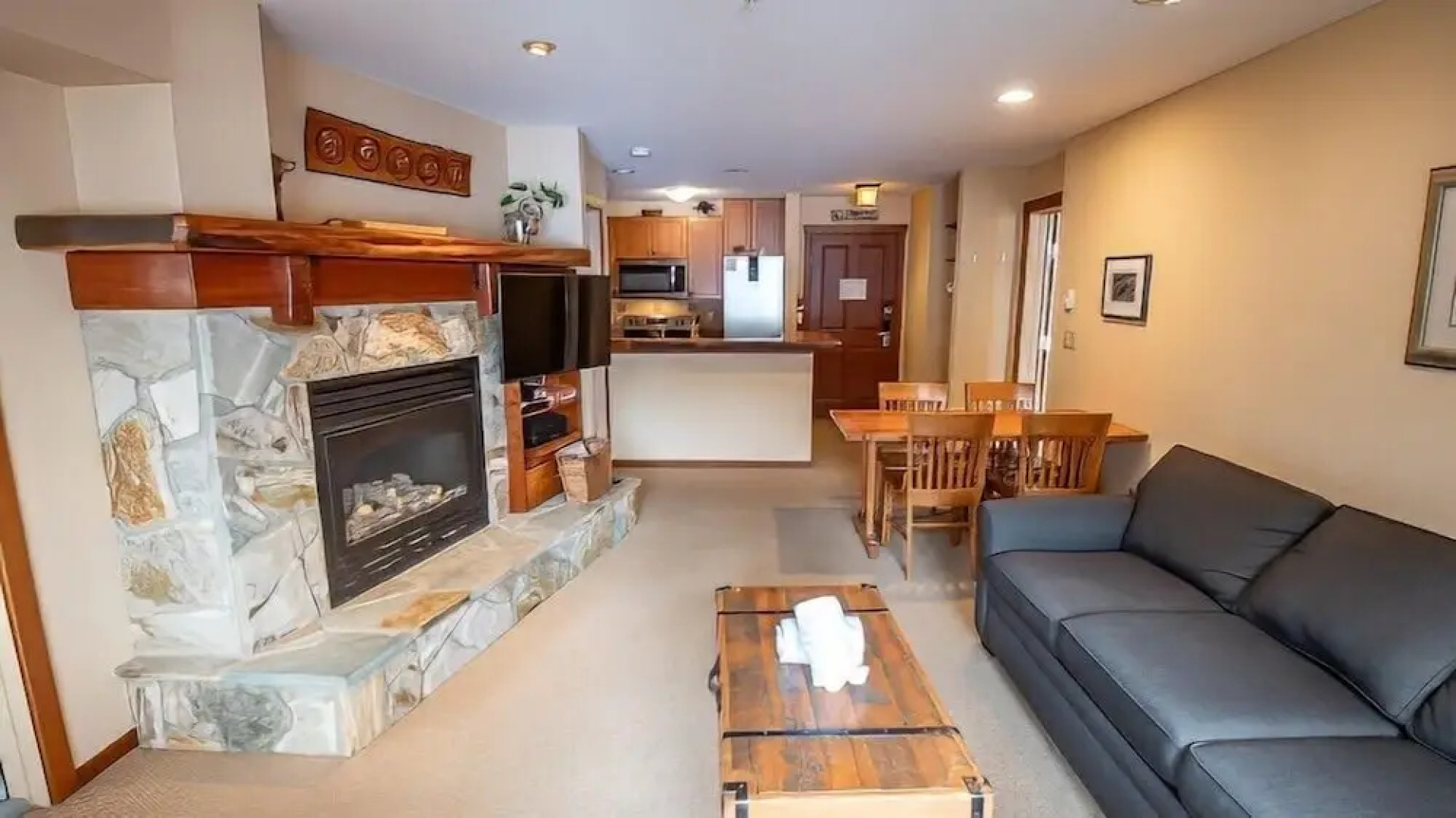 Snow Creek Lodge by Fernie Lodging Co