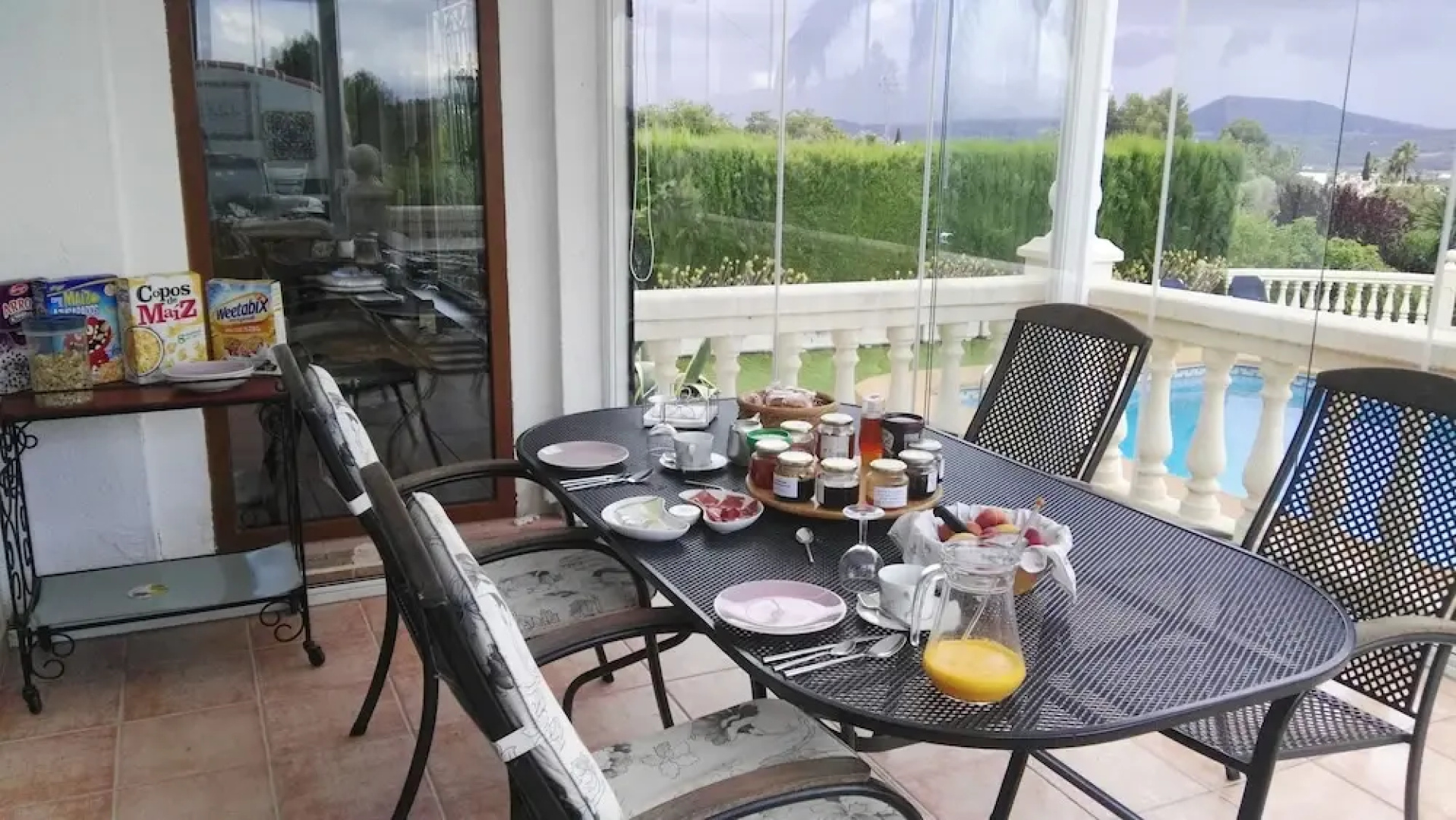 Estrella Lodge Pension B&B