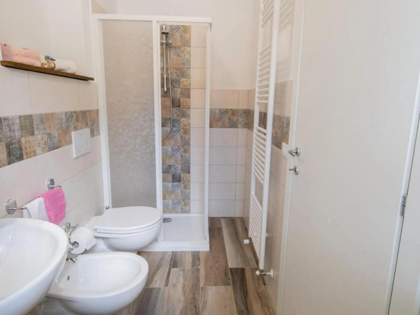 Majestic holiday home in Montefalcone Appennino with garden