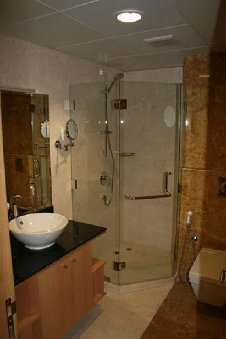 Johny International Hotel