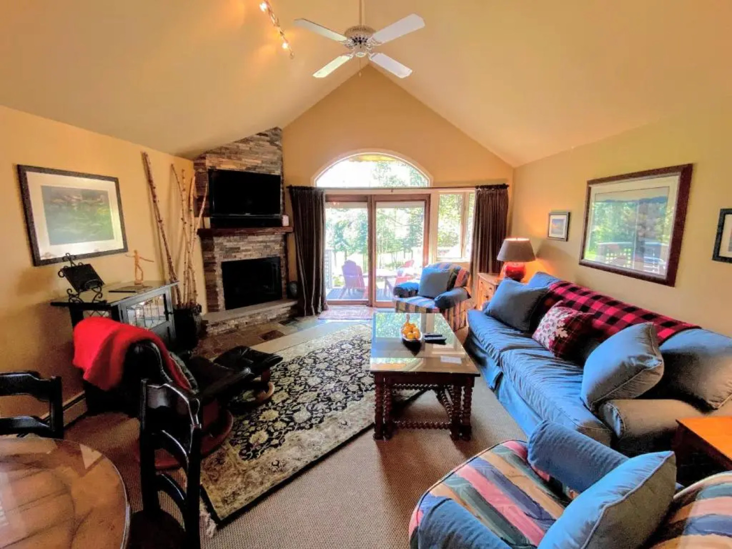 F8 Luxurious Mt Washington Hotel Golf Course Home Wifi Cable Air Conditioning