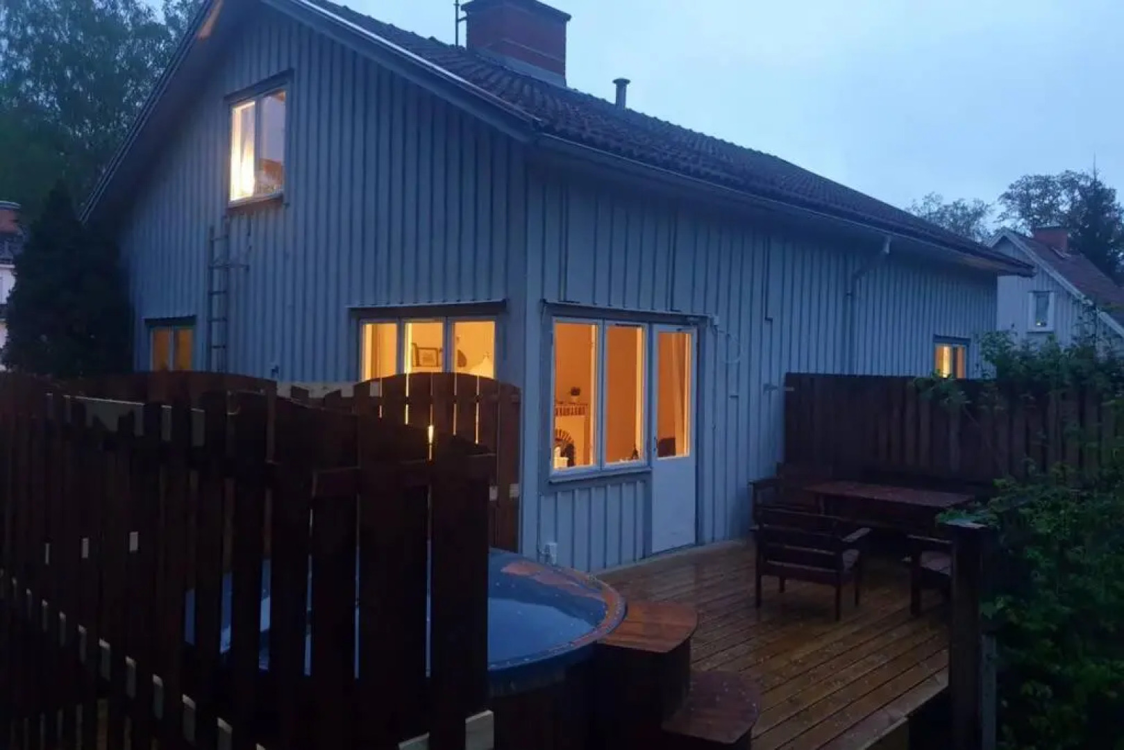 Schwedenhaus, 700m zum Wasser, Kirschbäume, Kanu, Stadthaus