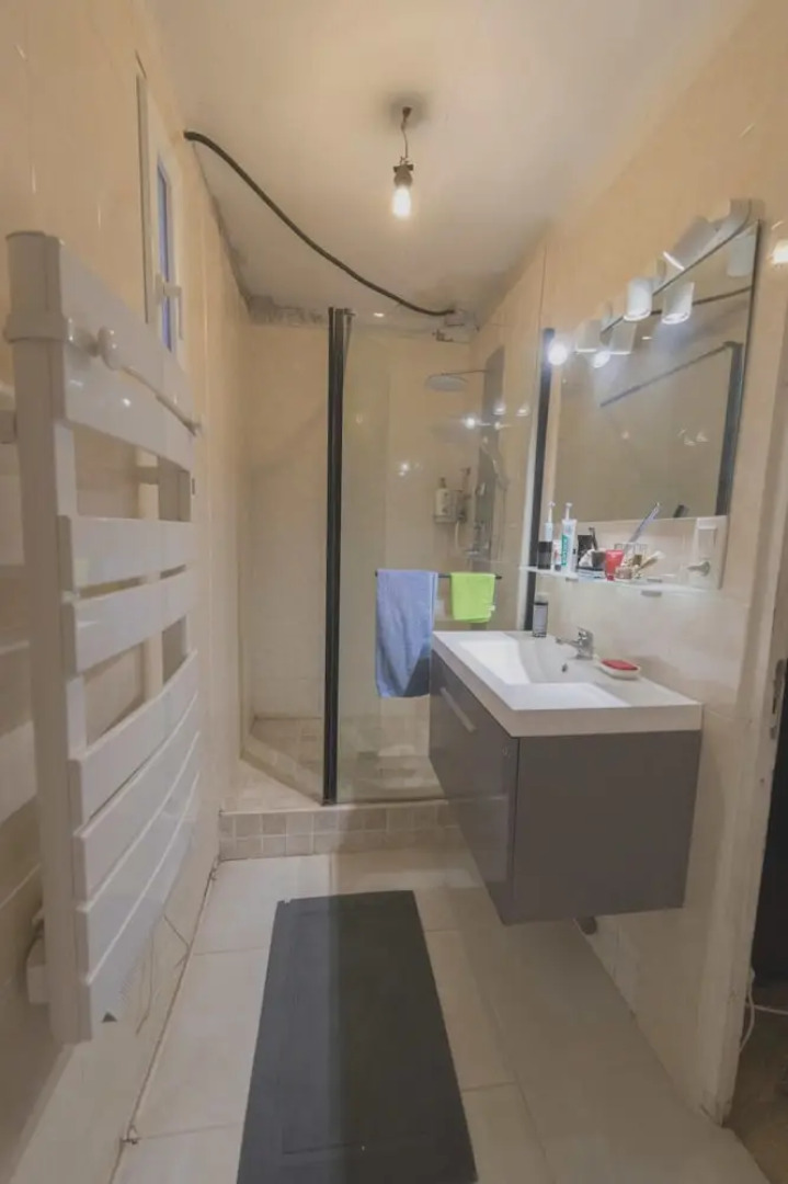 Apartment With one Bedroom in Sorgues, With Shared Pool, Enclosed Garden and Wifi