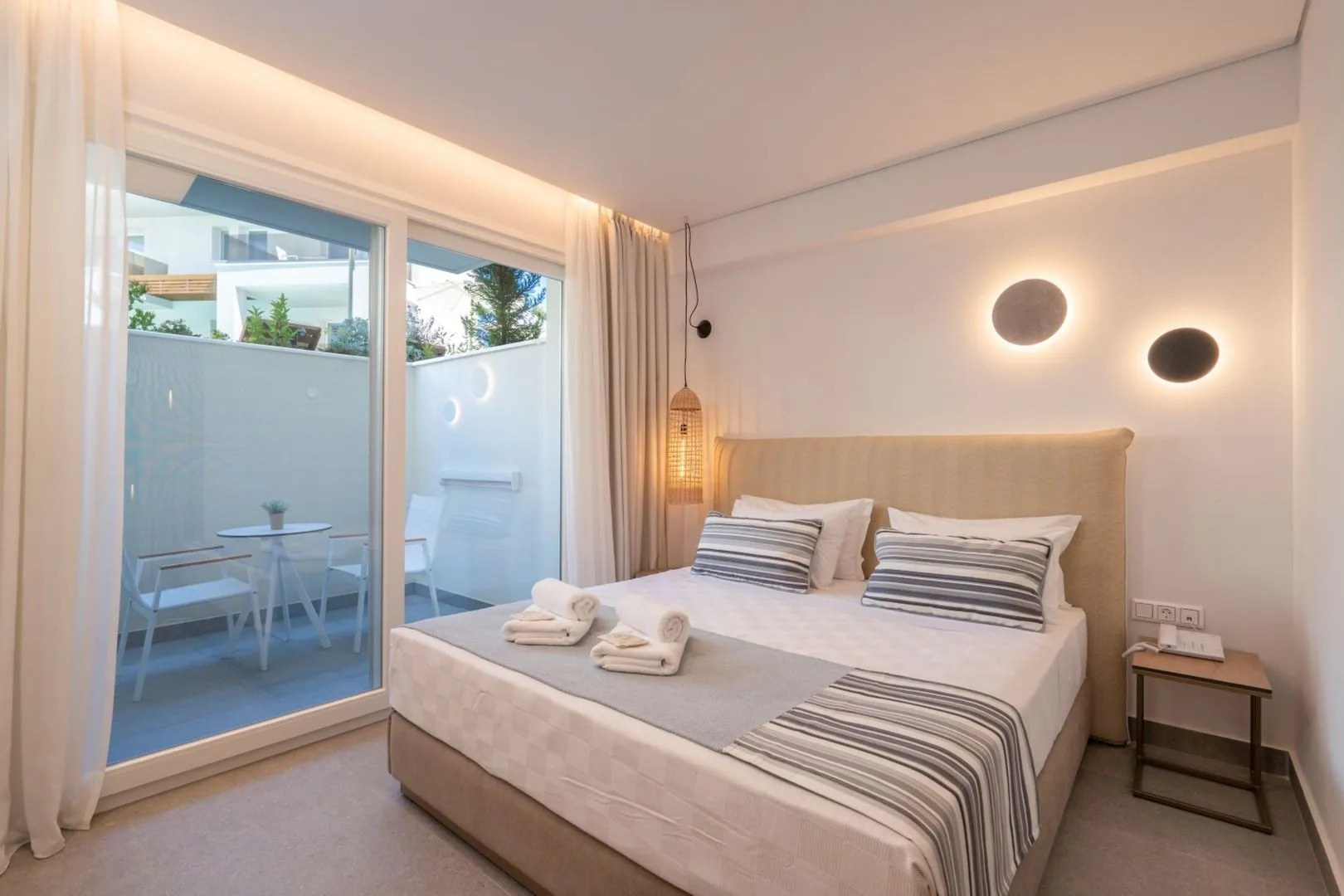 Mirablue Luxury Residences