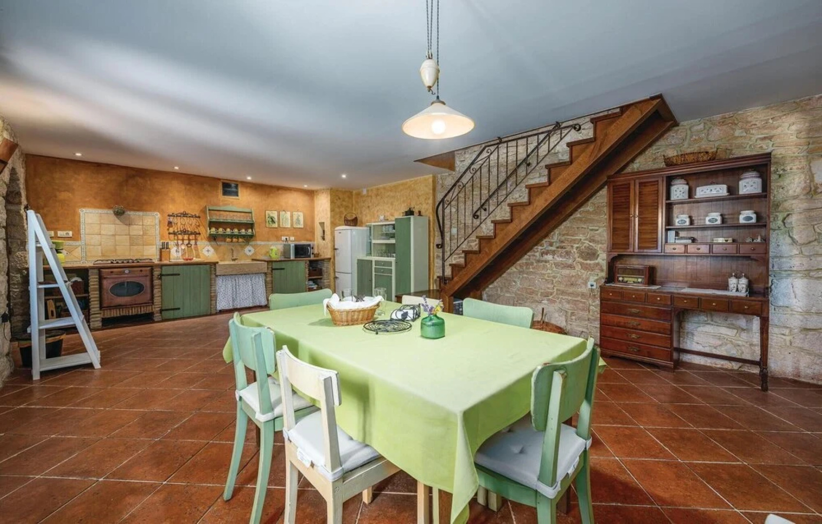 Beautiful Home in Svetvincenat With Wifi and 2 Bedrooms