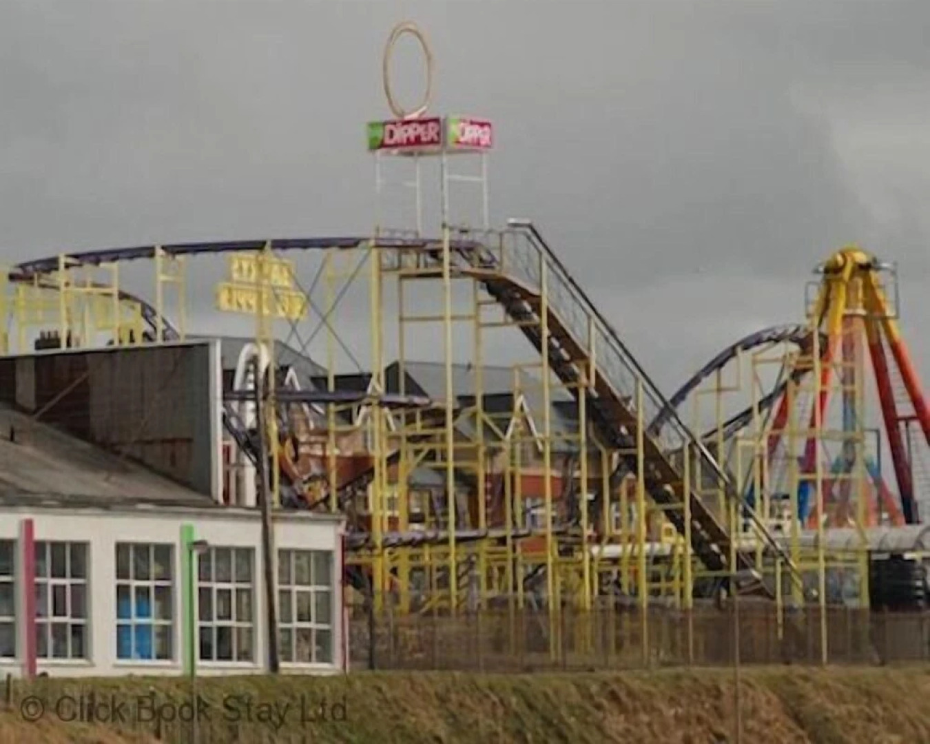 Portrush - Hope Cottage - sleeps 5 guests  in 3 bedrooms