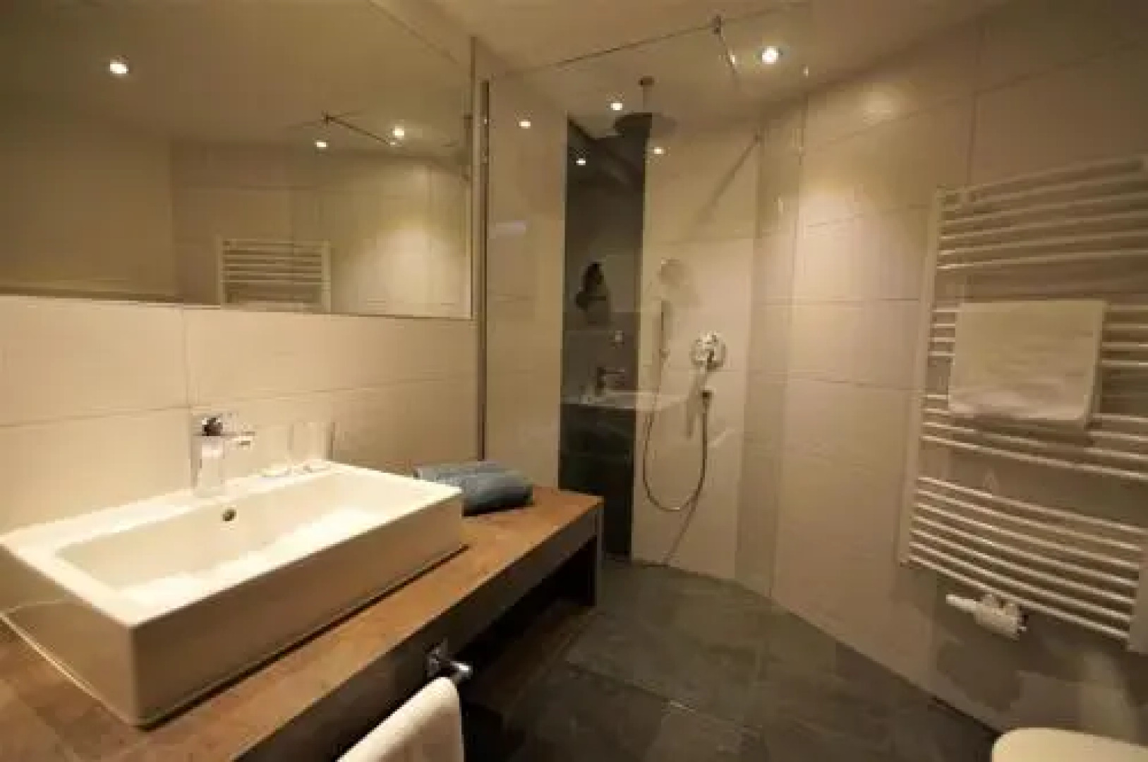 Appartement Sabrina & Gasthaus Alpenfriede