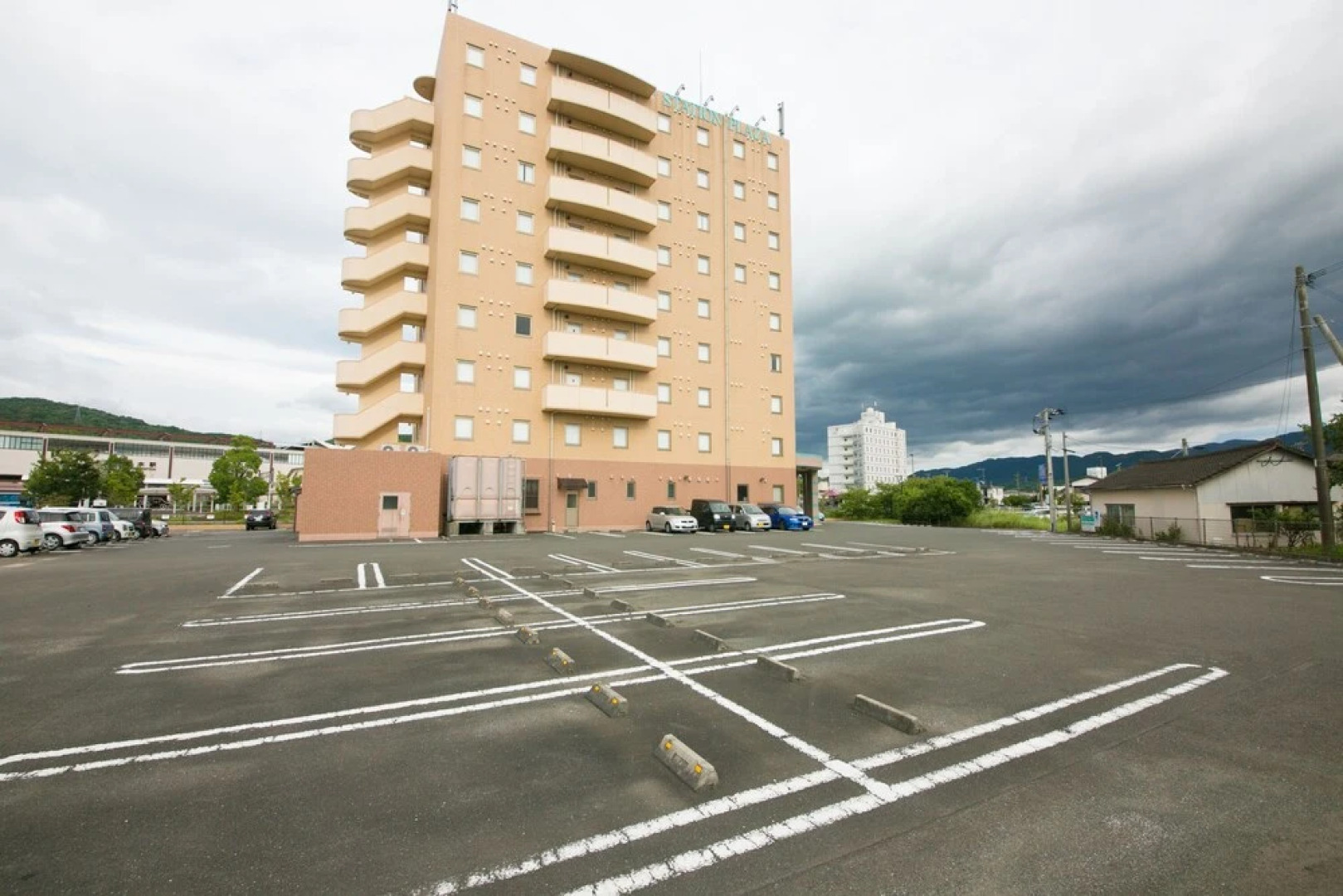 Royal Inn Station Plaza