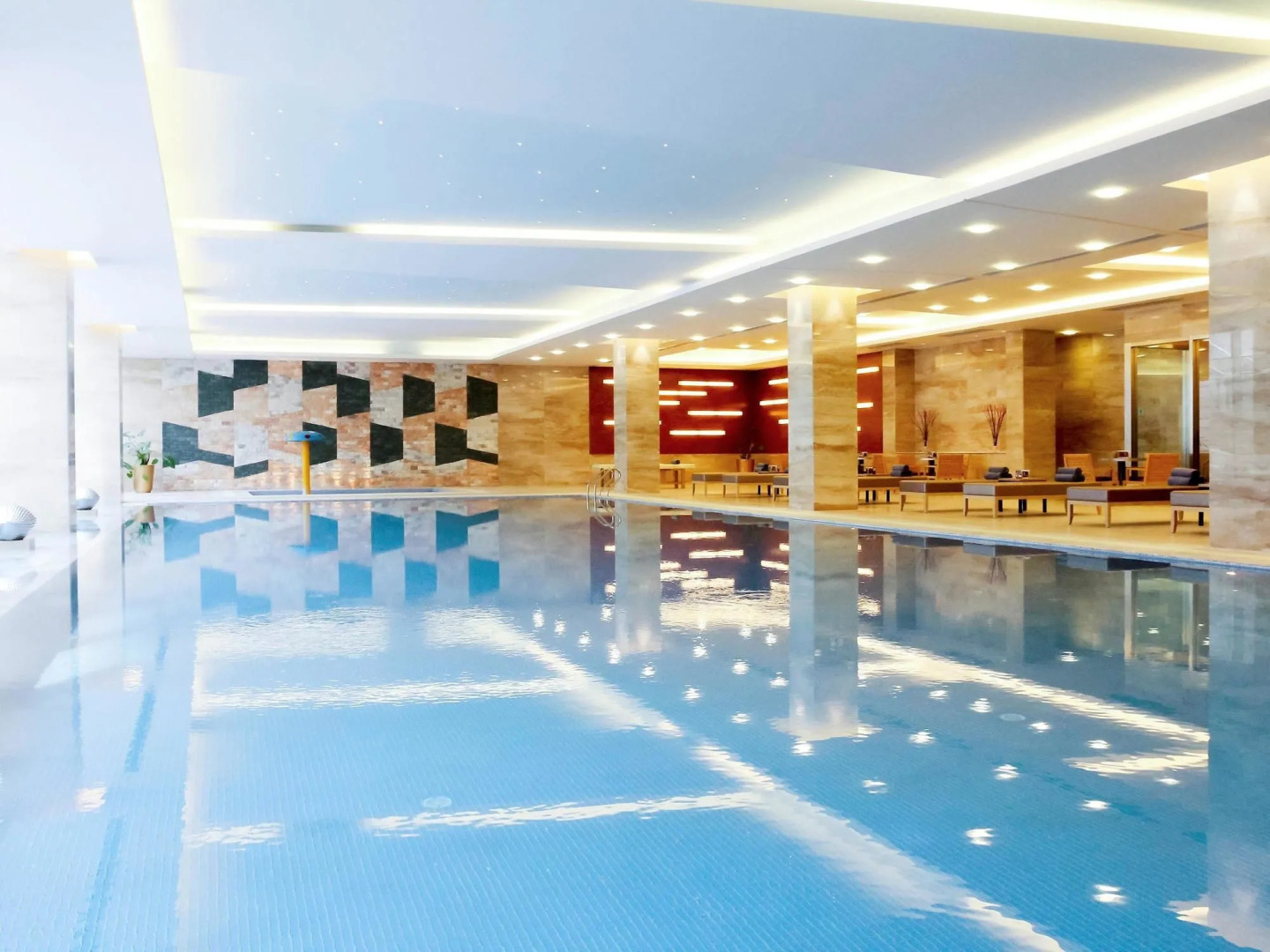 Pullman Linyi Lushang