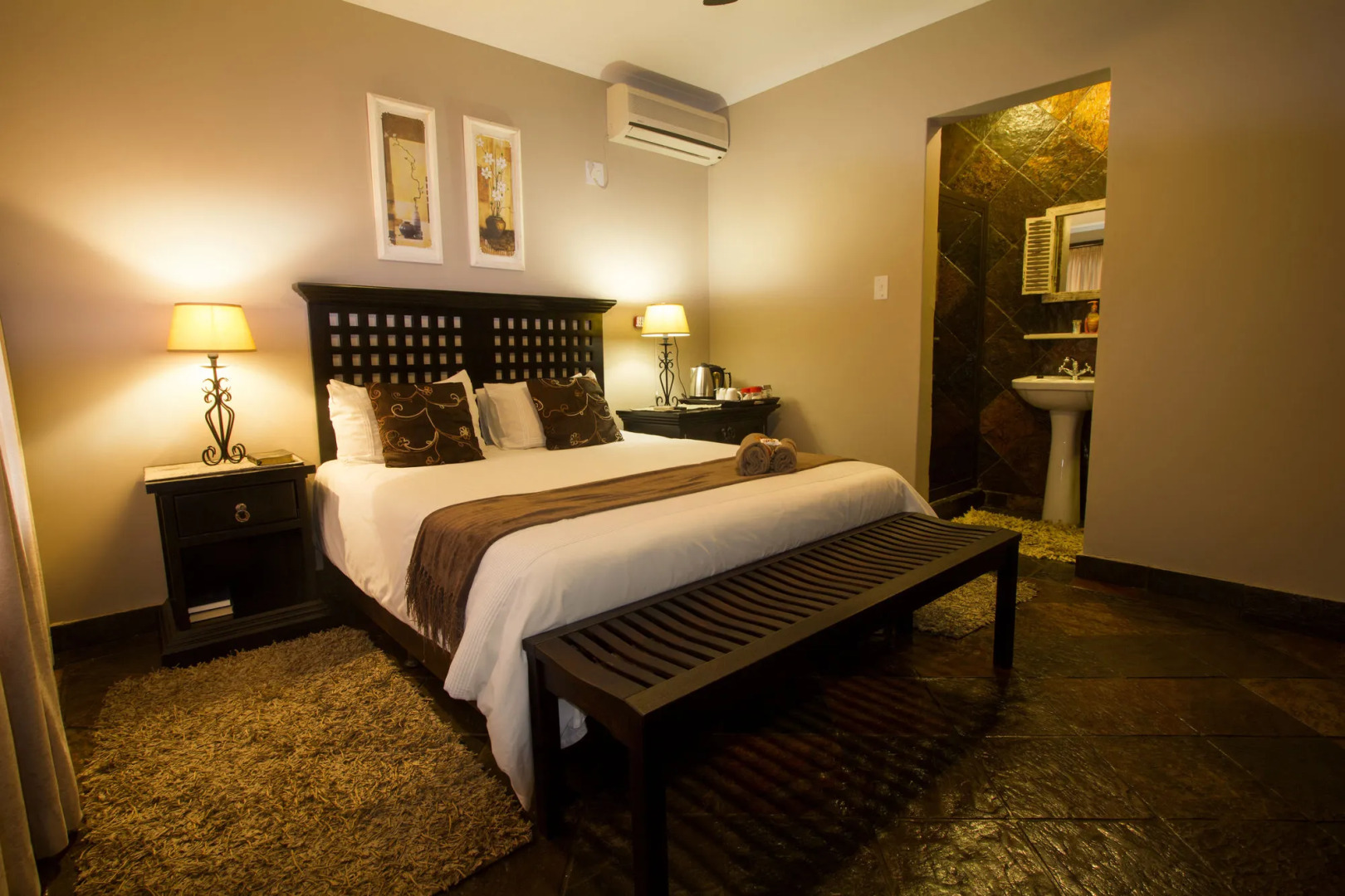 Royal Game Guest House