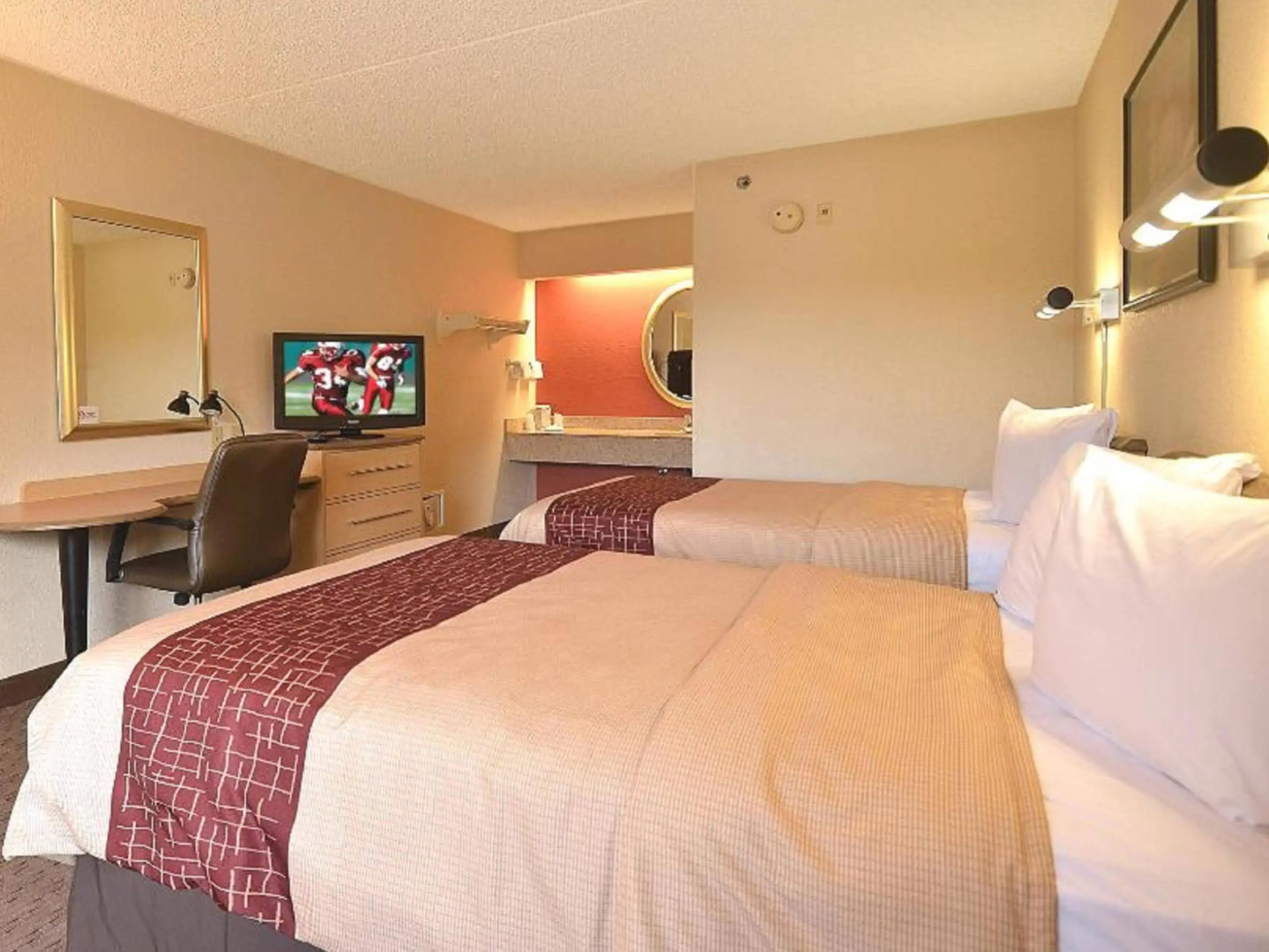 Red Roof Inn Dayton North Airport