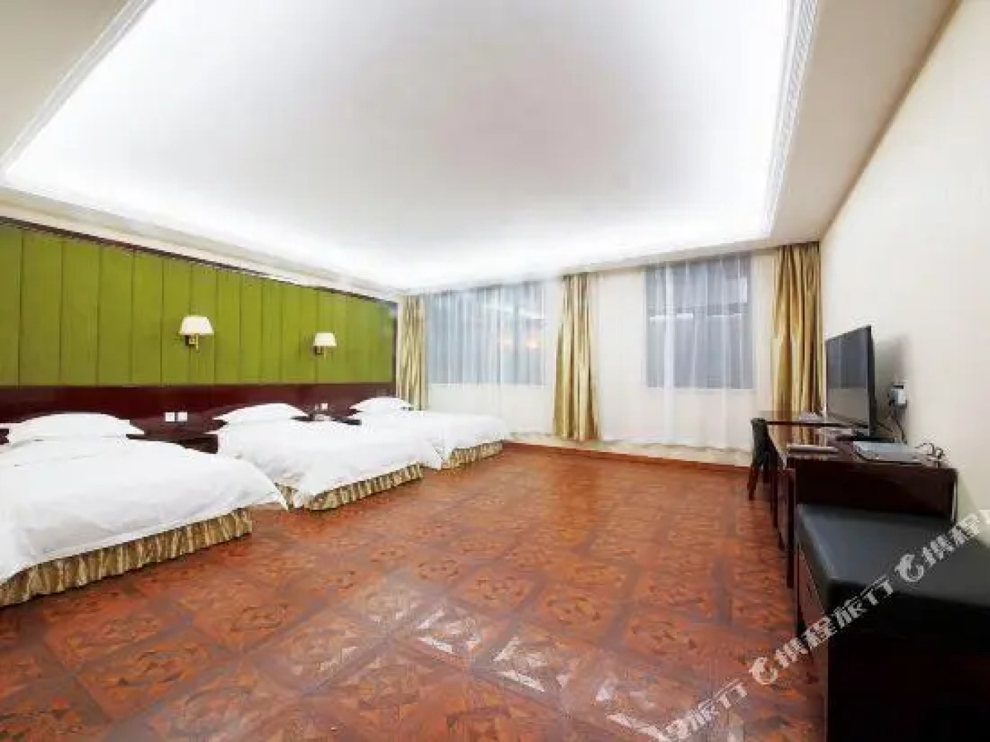 Zhongwei Business Hotel