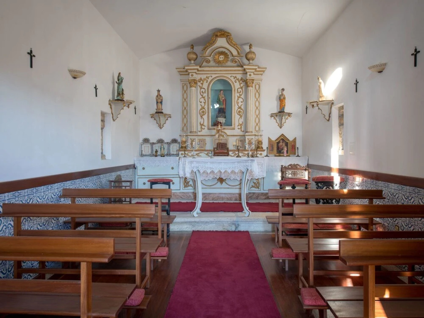 Holiday Home on Estate With Vineyards, Olive Groves and Swimming Pool