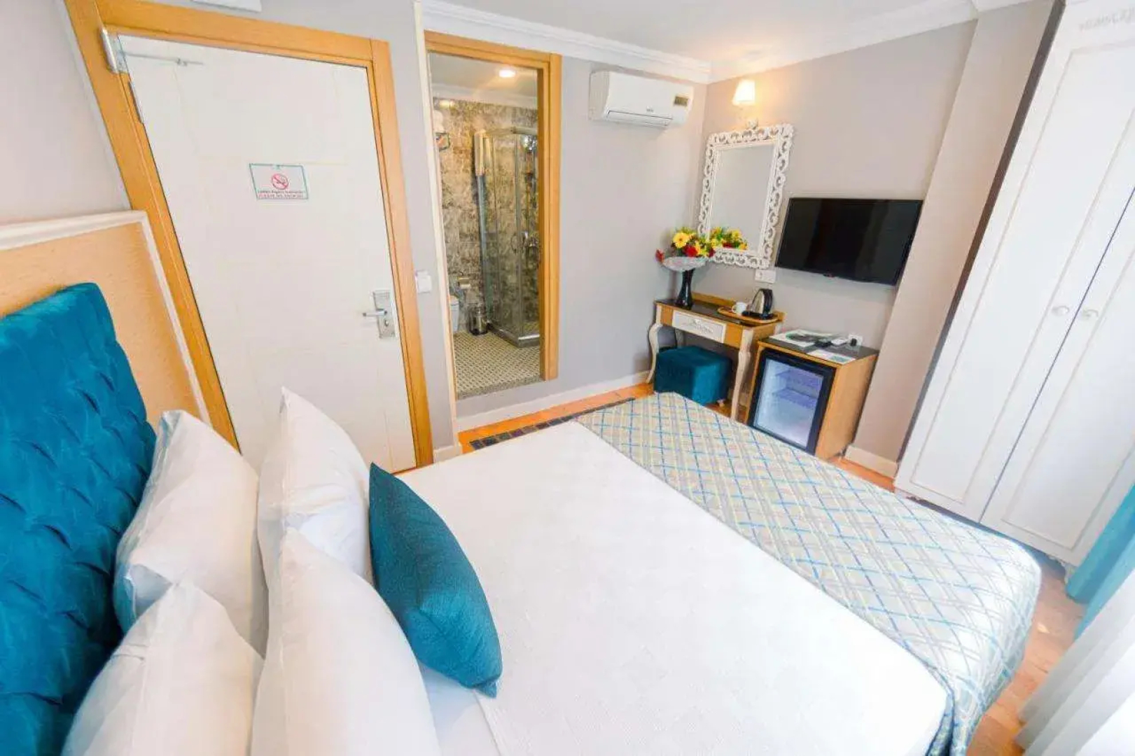 Acacia Mansion Hotel