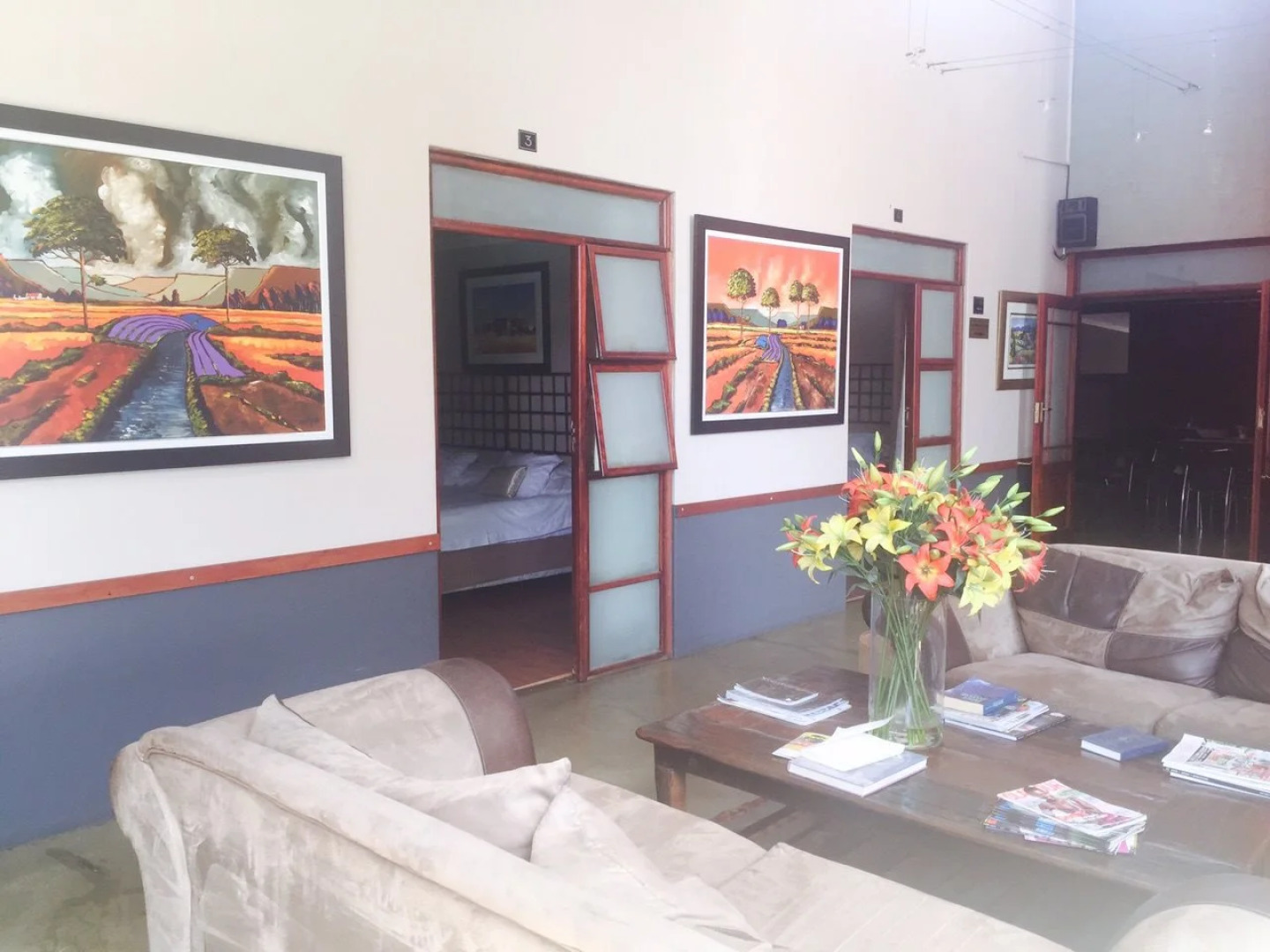 African Moon Corporate House