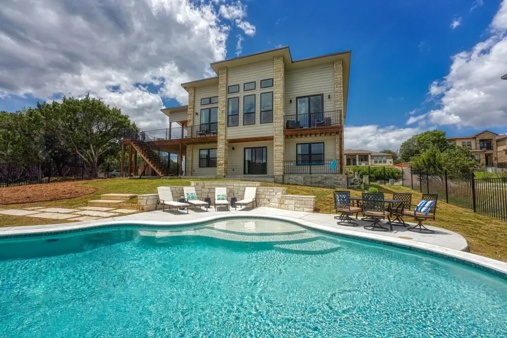 Luxury Lakeview Home W/pool-beach and Boat Access
