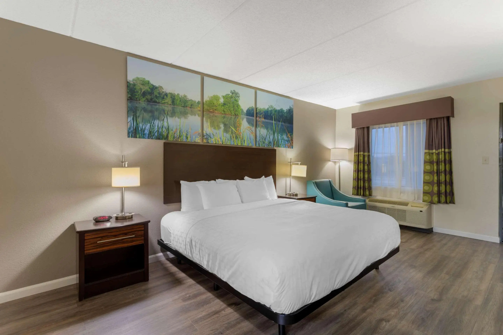 Clarion Pointe Kimball