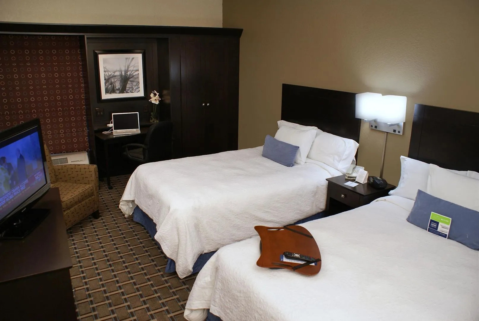 Spark by Hilton Tampa Brandon