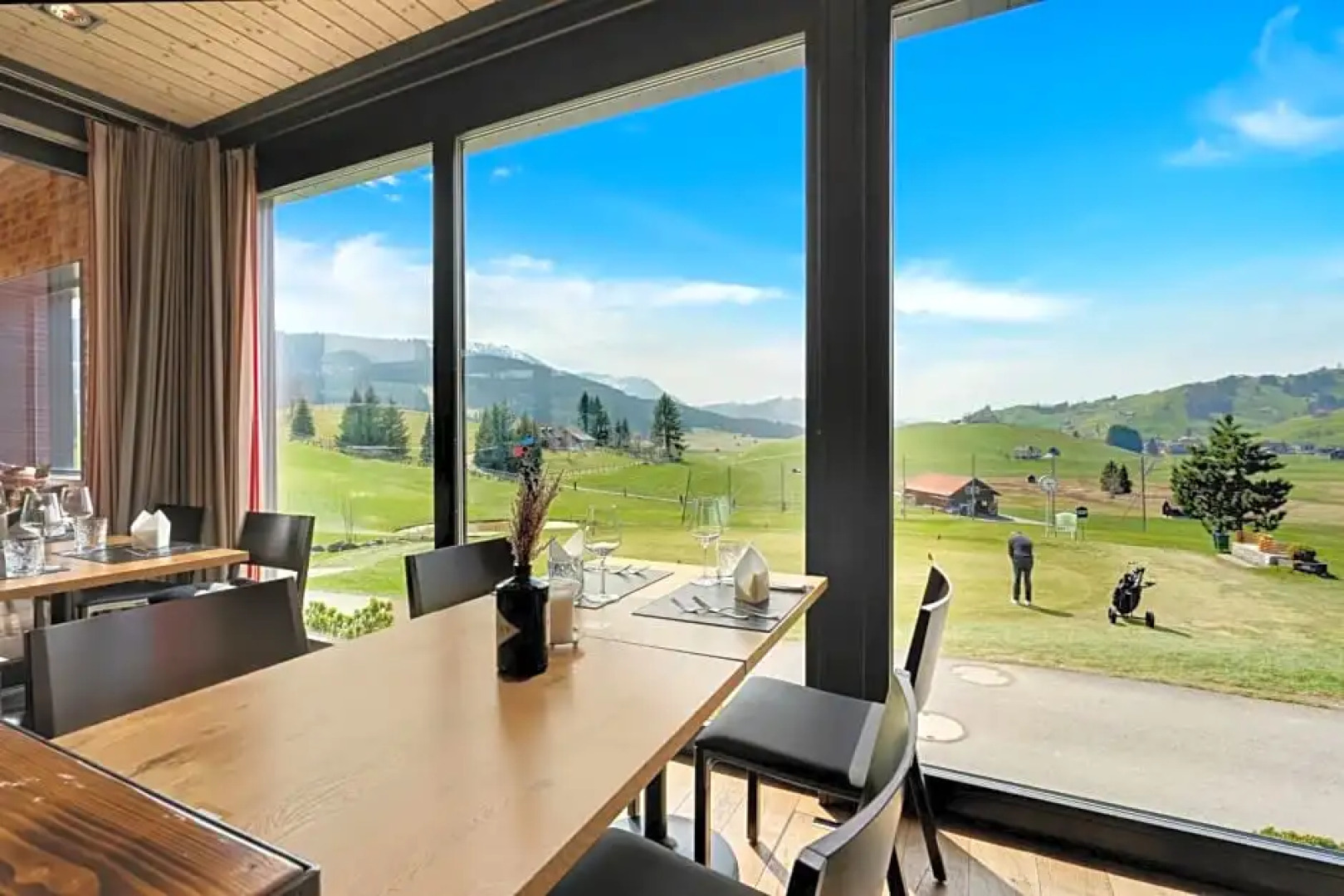 Swiss Mountain Golf-Restaurant Gonten