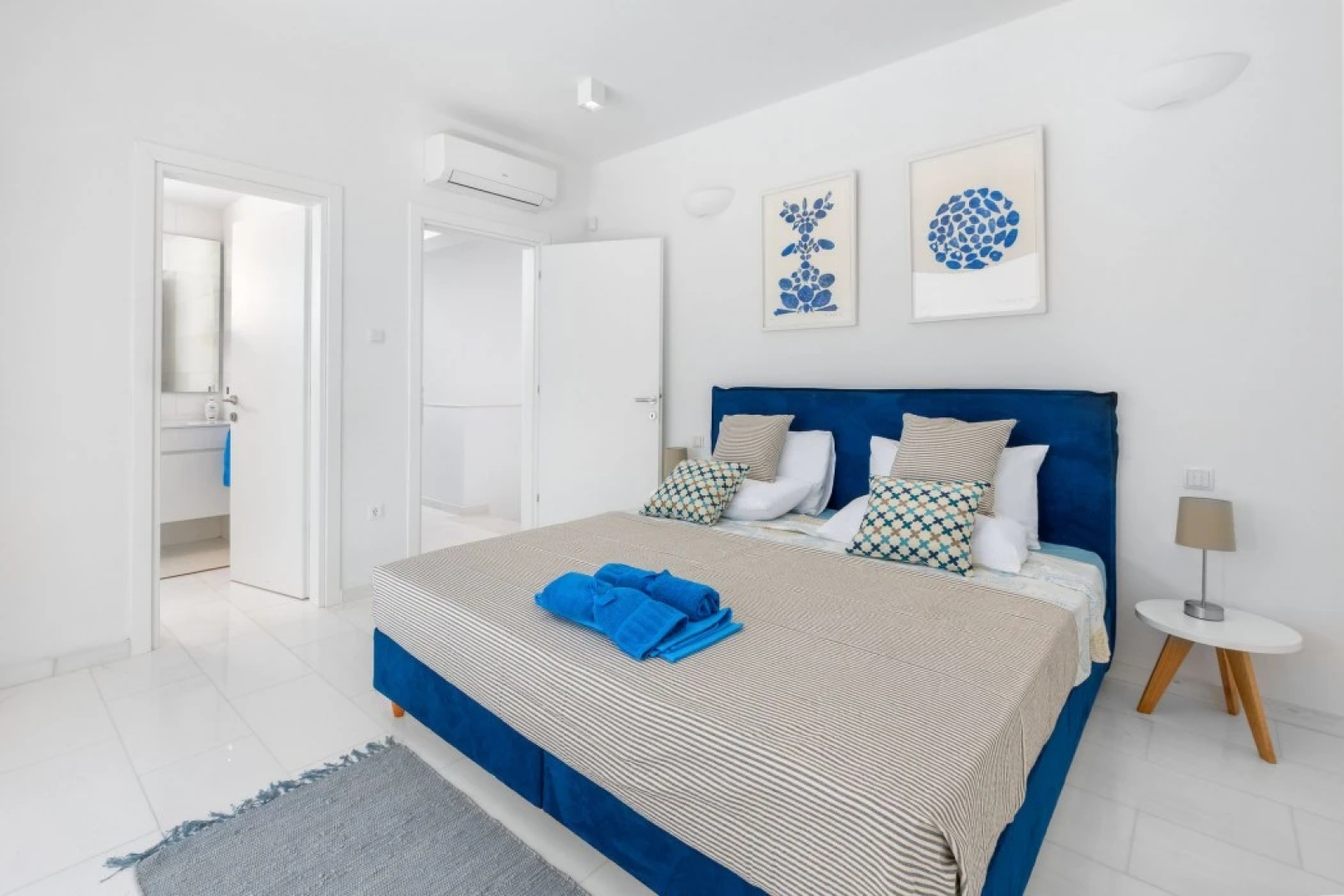 Maria & Nada Beachfront Villas
