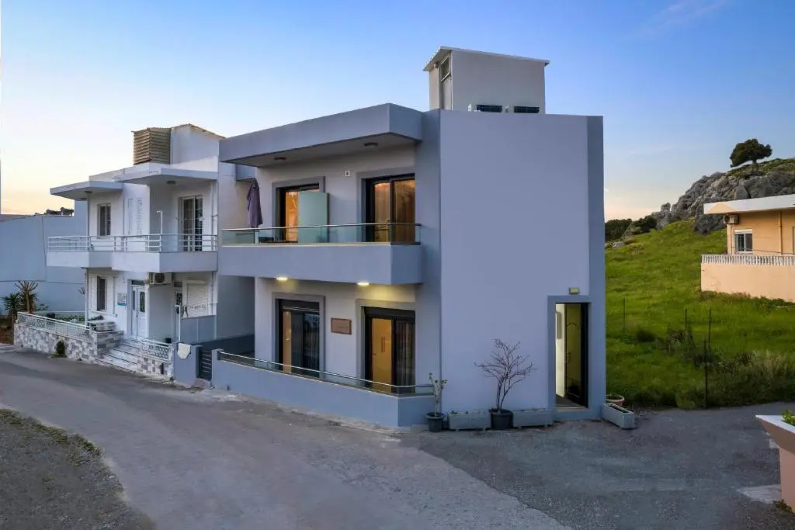 MaΜa's Studio & Apartment