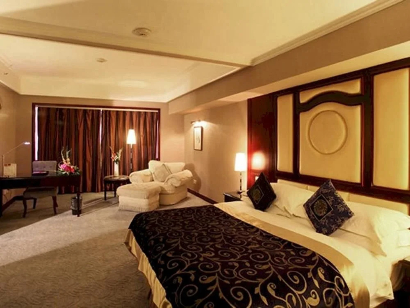 Zhengzhou Weilai Conifer Hotel