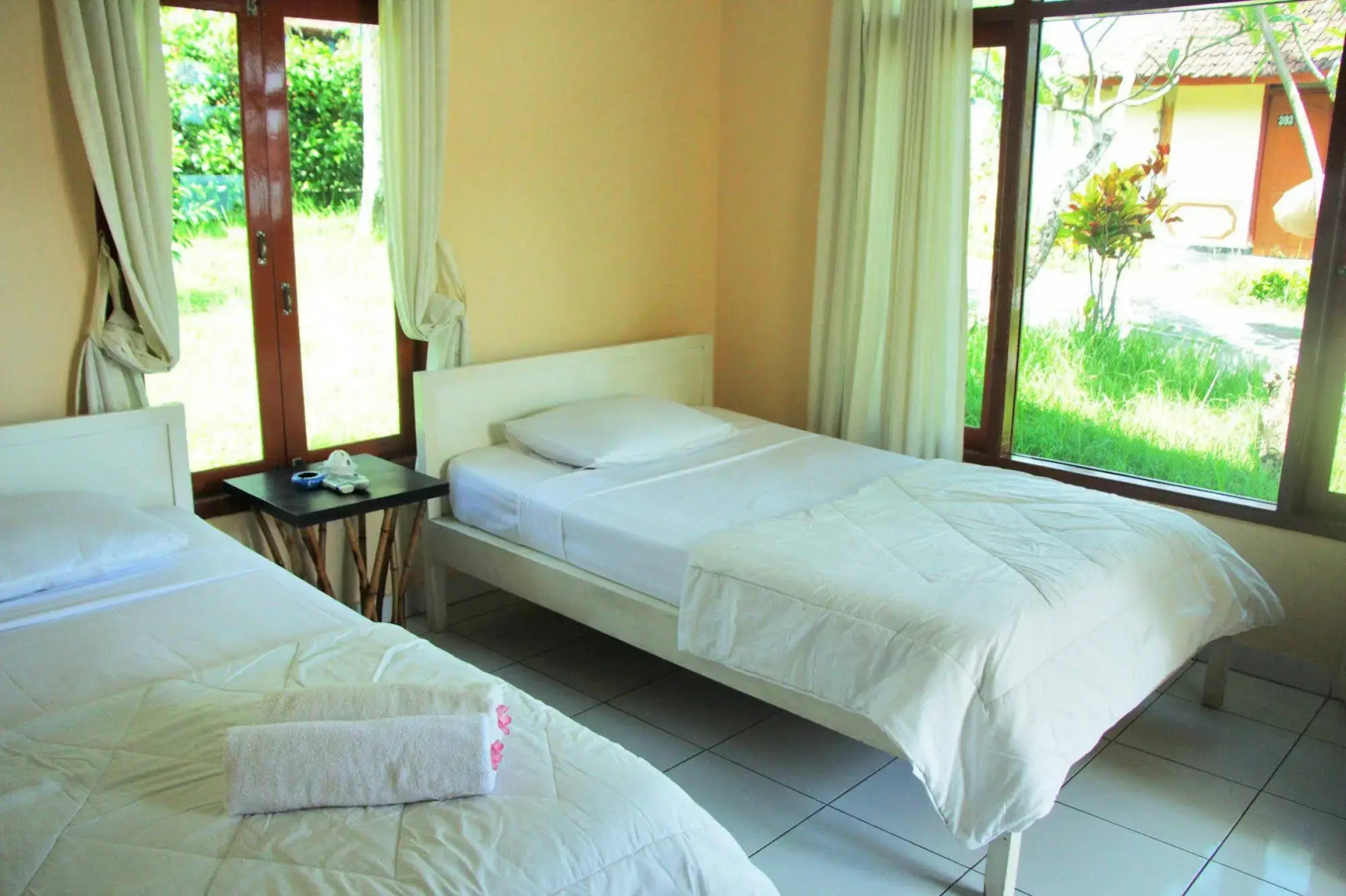 Soka Indah Restaurant & Bungalows