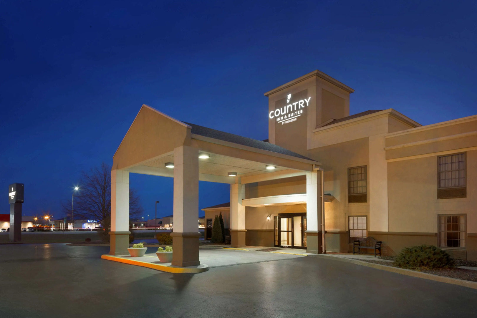 Country Inn & Suites by Radisson, Greenfield, IN
