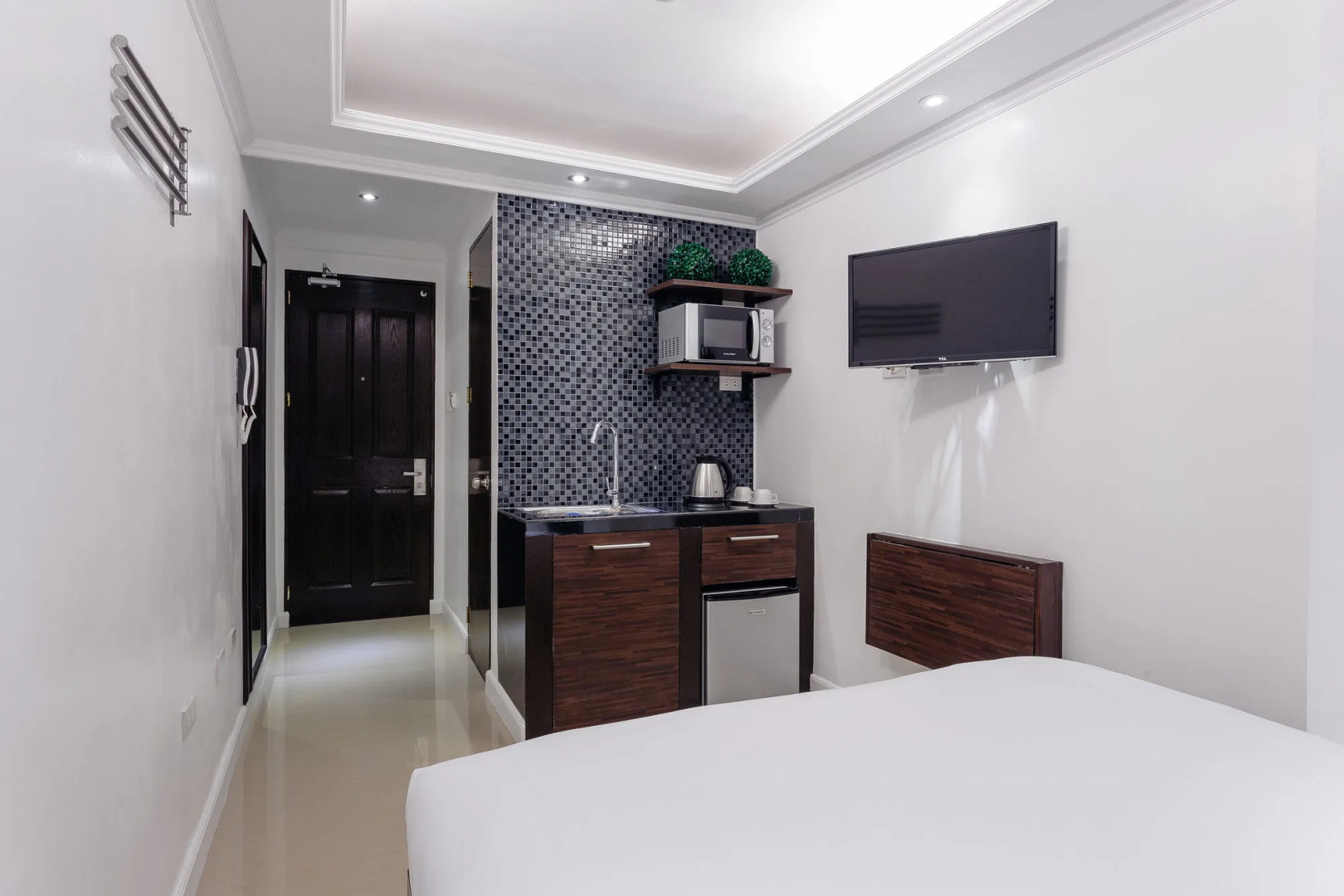 OYO 860 Premium Nest Nano Makati Suites (Vaccinated Staff)