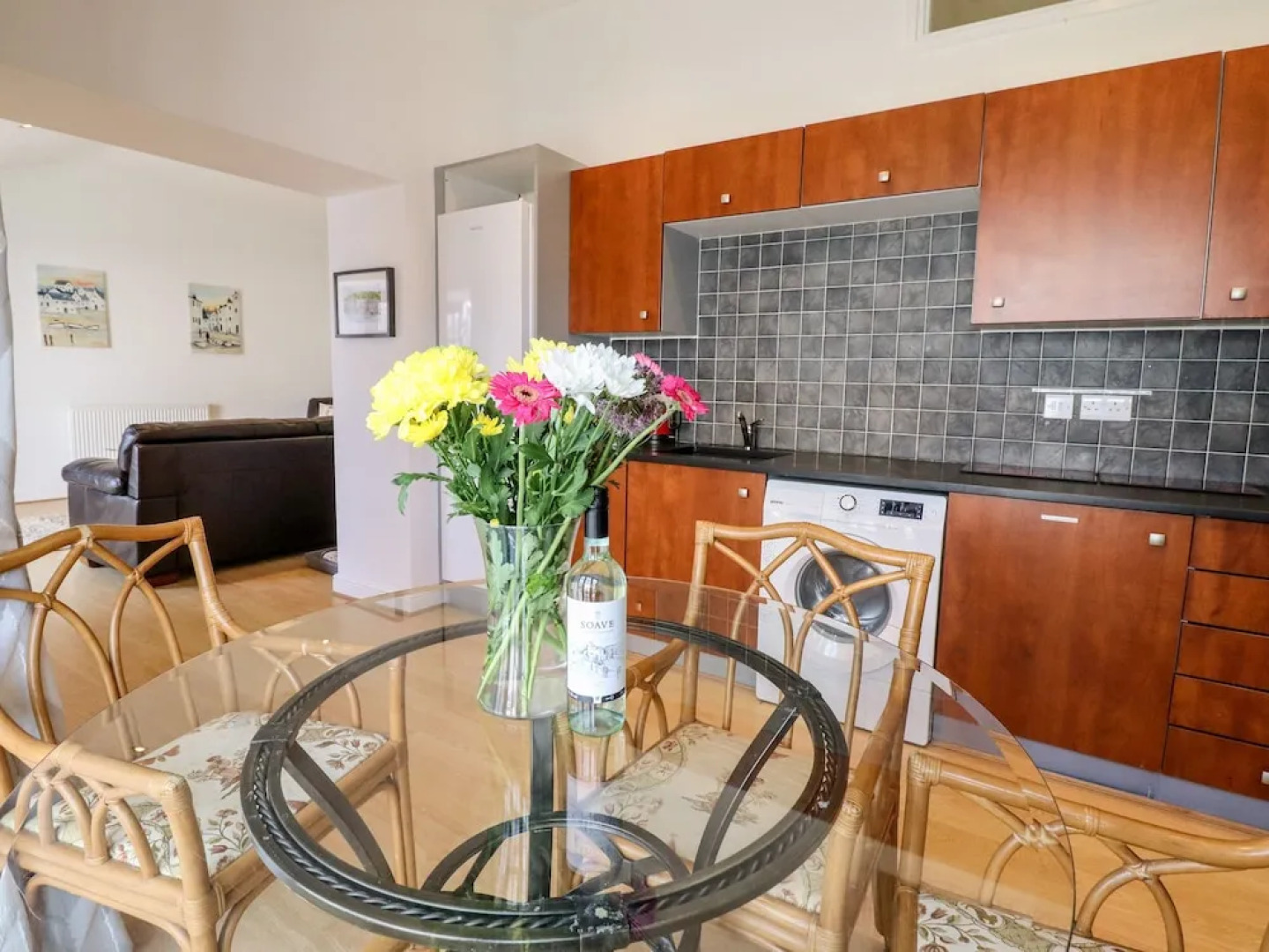 Maritime Mews, 6 The Oakleys