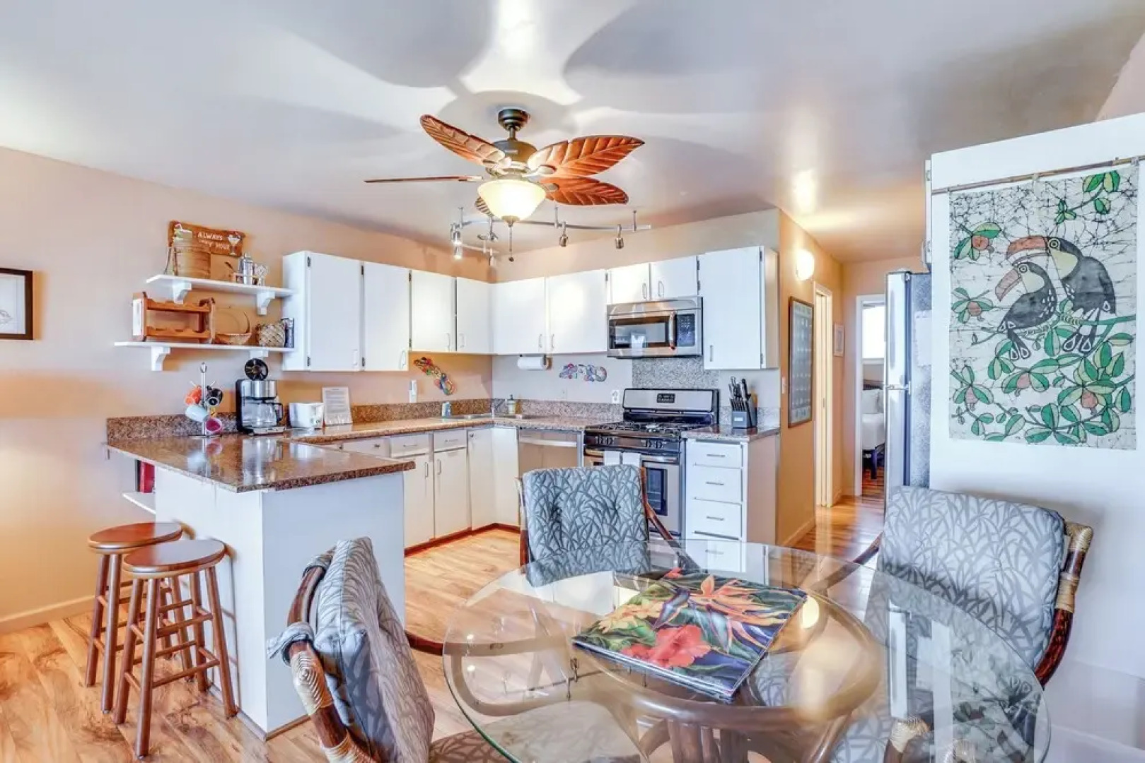 Kaunakakai Condo w/ Private Lanai & Ocean Views!