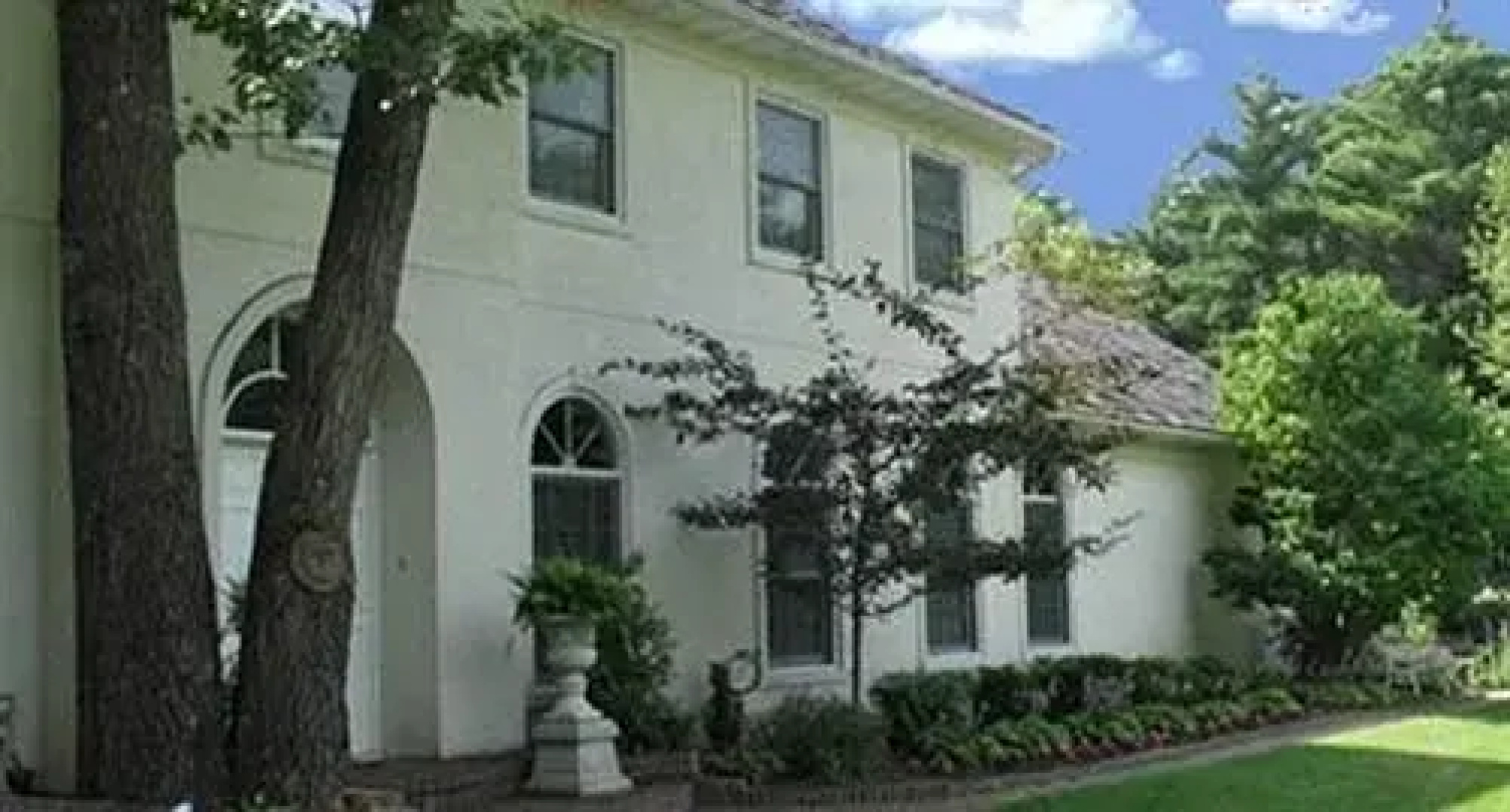 Meadows Inn Bed & Breakfast