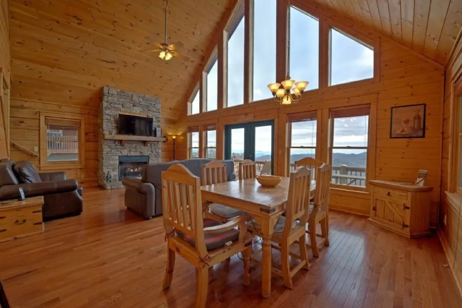 Rocky Mountain High - 4 Br Cabin