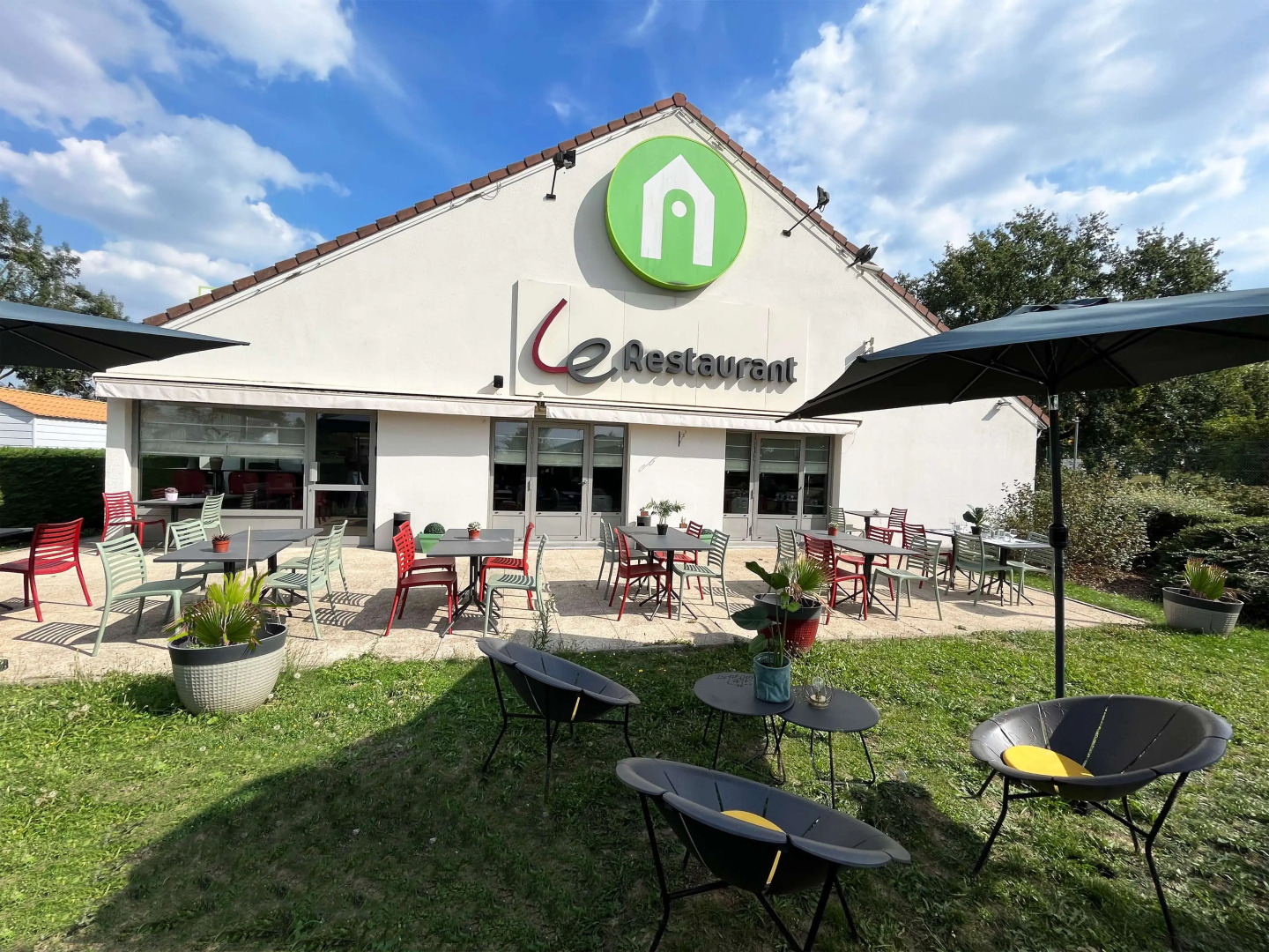 Campanile Villejust - ZA Courtaboeuf