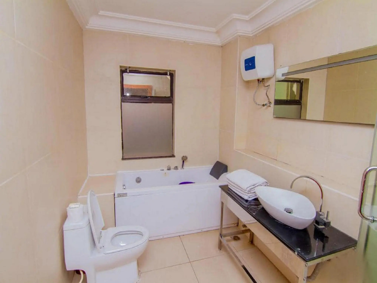 De Angelo Hotel And Resort