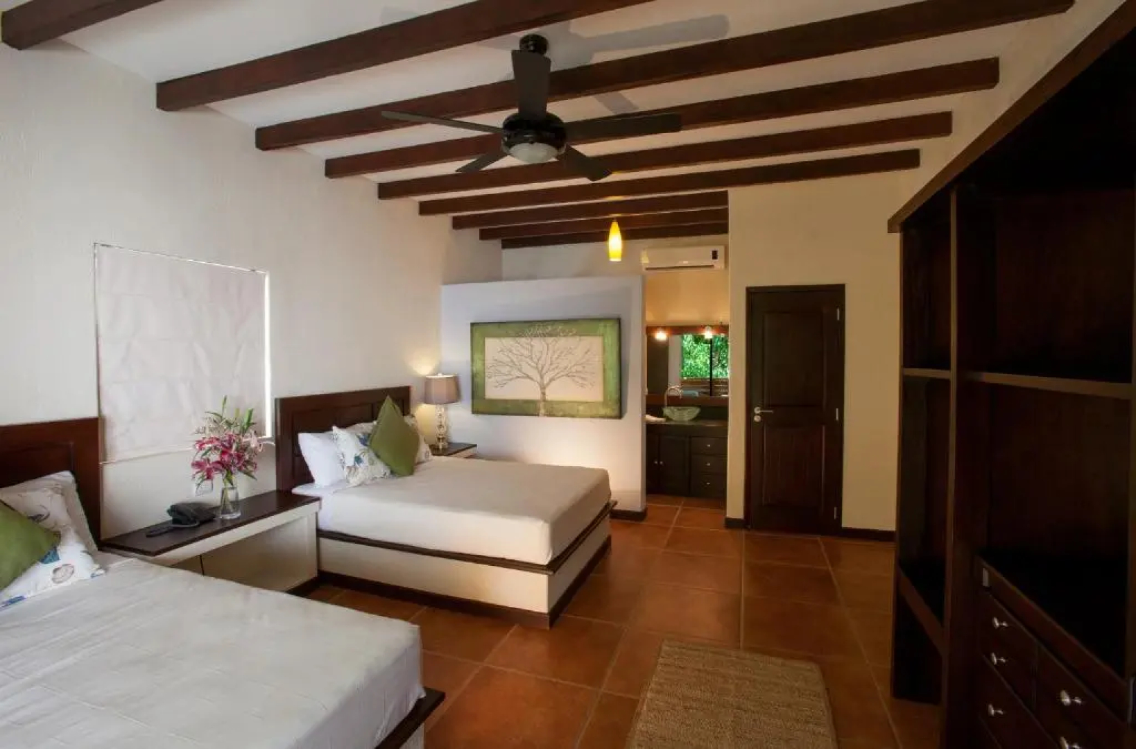 Boca Olas Resort Villas