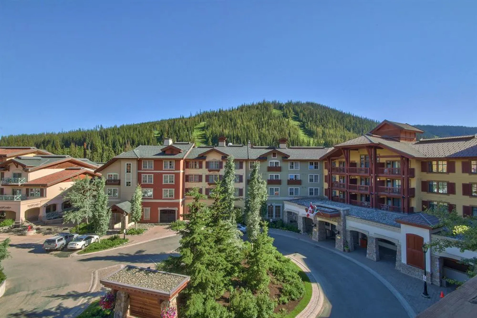 The Residences at Sun Peaks Grand